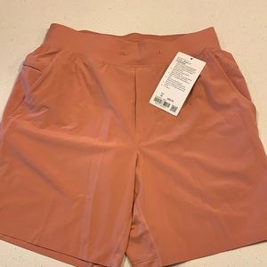 T.H.E Short 7"